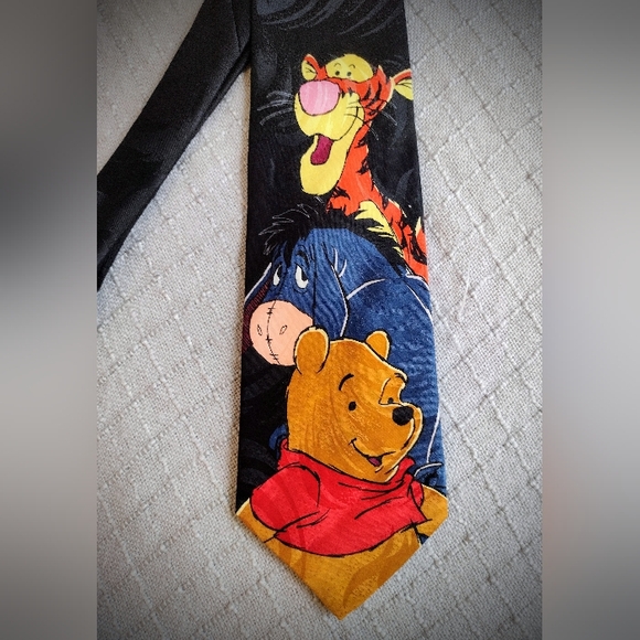 Like New Disney Winnie the Pooh Necktie, Excellent Condition, Polyester, Korea - Picture 3 of 7